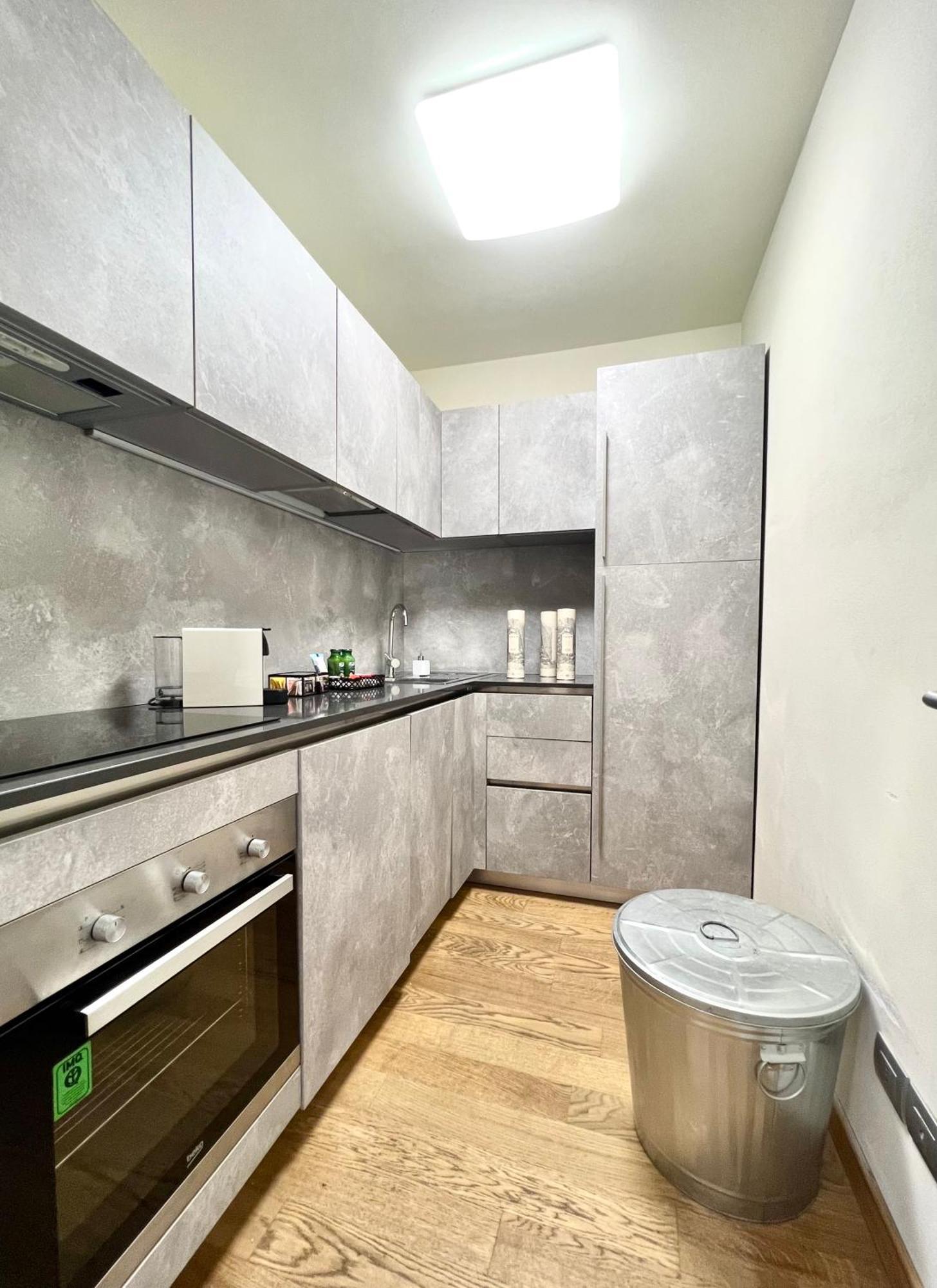 Comecasa Cavour Apartment อัสตี ภายนอก รูปภาพ